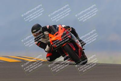 media/Sep-11-2022-SoCal Trackdays (Sun) [[81b7e951af]]/Turn 9 (930am)/